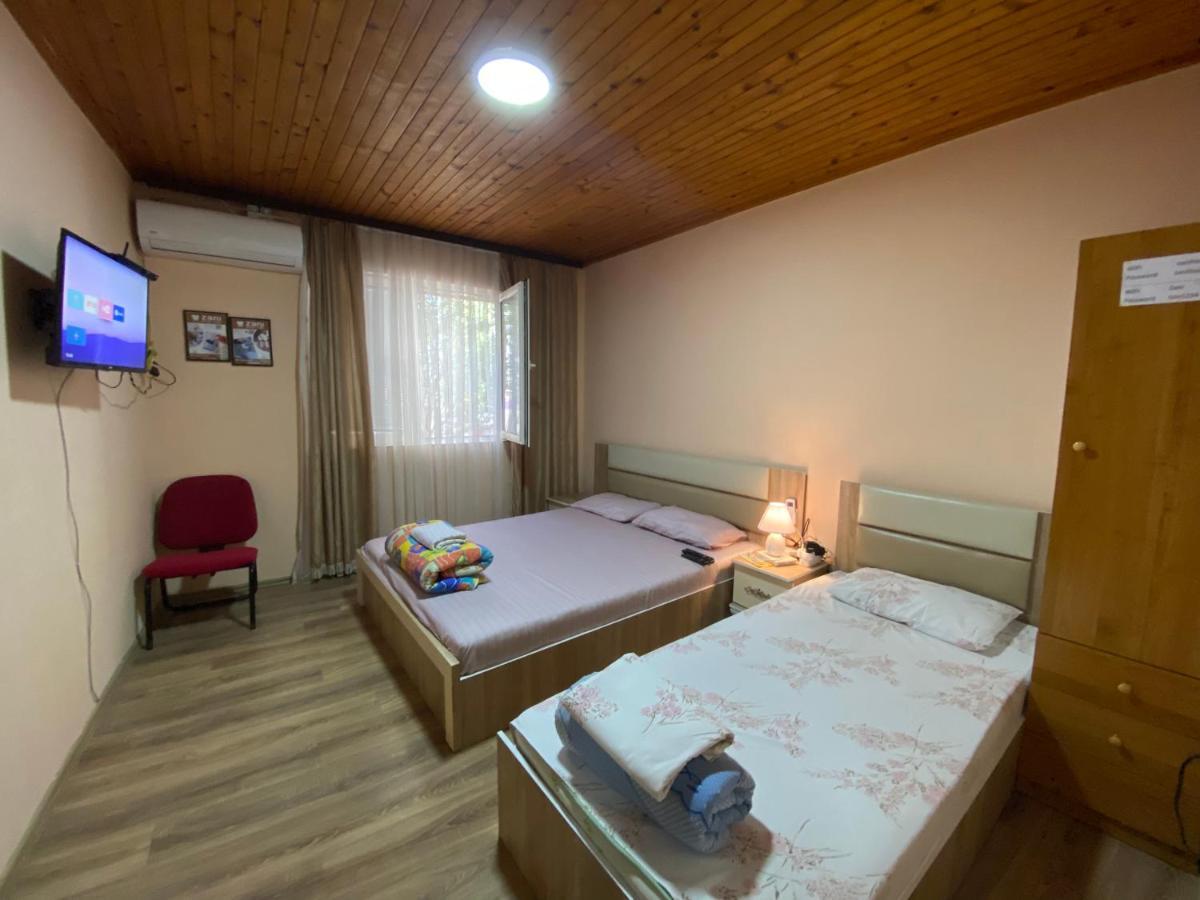 Zani Hostel Prizren Extérieur photo